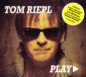 TomRiepl_PLAY_Cover_Sticker